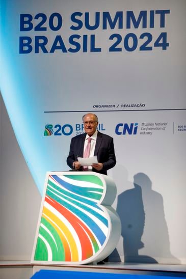 São Paulo (SP), 25/10/2024 - Vice-Presidente Geraldo Alckmin participa da abertura do B20, Brasil Summit do setor privado do g20, com a indicação das pautas do empresariado para o encontro do G-20. Foto: Paulo Pinto/Agência Brasil