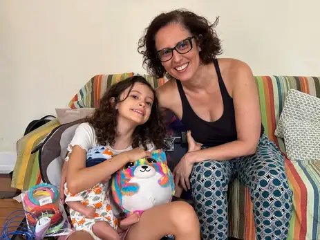 Renata Gonçalves/Arquivo Pessoal Rio de Janeiro (RJ) 30/10/2024 - A antropóloga Renata Gonçalves e sua filha Rosa, de 10 anos.
Foto: Renata Gonçalves/Arquivo Pessoal