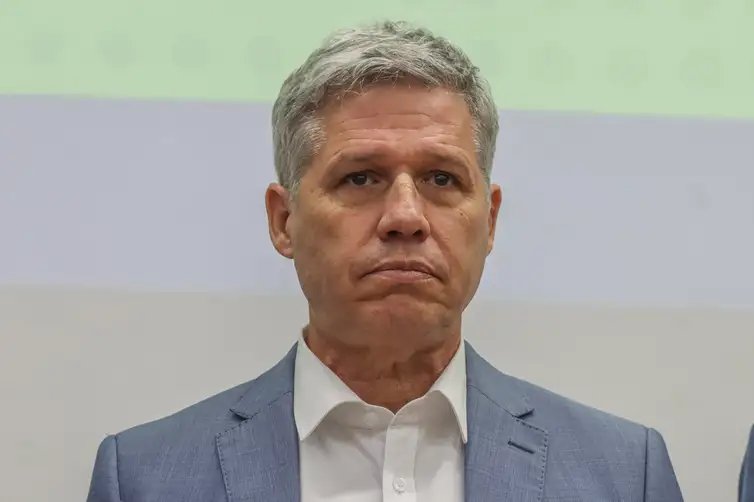 Brasília (DF) 20/09/2023 – O ministro Paulo Teixeira, durante lançamento do programa Quintais Produtivos das Mulheres Rurais. A iniciativa, que prevê 90 mil quintais produtivos estruturados no país até 2026, foi criada pelo presidente Lula em resposta às reivindicações da Marcha das Margaridas
Foto: Valter Campanato/Agência Brasil