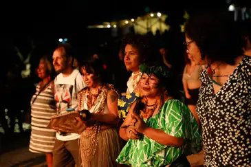 Belém (PA) 13/12/2024 - Show da cantora de música indígena Dijuena Tikuna no Festival Psica 2024, na Cidade Velha. Foto: Fernando Frazão/Agência Brasil