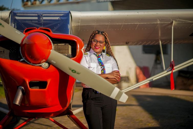 Kenia Aquino/Arquivo pessoal Brasília (DF) 19/12/2024 - Kenia Aquino - O Quilombo Aéreo é uma iniciativa dedicada a promover a inclusão, o empoderamento e a visibilidade da comunidade negra na Aviação Civil Brasileira.
Foto: Kenia Aquino/Arquivo pessoal