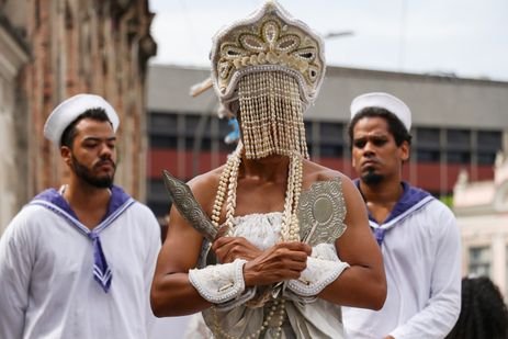 Tomaz Silva/Agência Brasil Rio de Janeiro (RJ), 02/02/2025 – Filhos de Gandhi celebra Dia de Iemanjá na zona portuária do Rio de Janeiro. Foto: Tomaz Silva/Agência Brasil