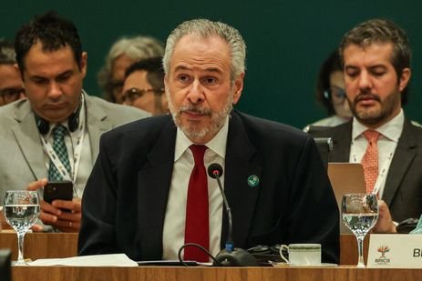 Brasília (DF),  03/04/2025.- O presidente da COP 30, André Corrêa do Lago, participa da 11ª reunião dos ministros de Meio Ambiente do Brics, sob a presidência brasileira. 
Foto: Antonio Cruz/Agência Brasil