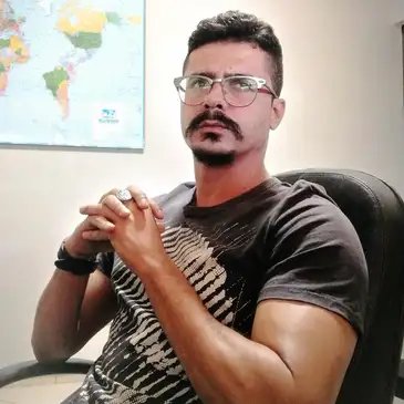 Brasília (DF), 17/06/2025 - O cientista político com estudos sobre Ásia e o mundo islâmico, Ali Ramos. Foto: Ali Ramos/Arquivo Pessoal