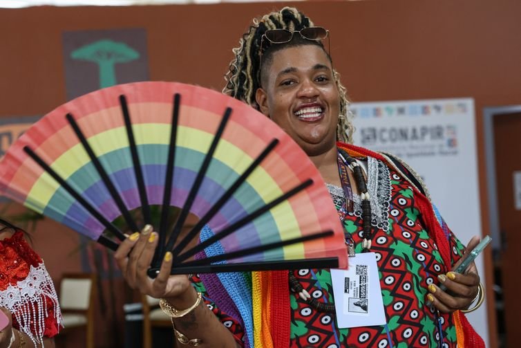 Brasília (DF), 17/09/2025 – Vinny Obaluaê, participa da 5ª Conferência Nacional de Promoção da Igualdade Racial.
Foto: José Cruz/Agência Brasil