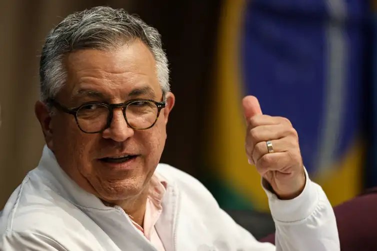 Marcelo Camargo/Agência Brasil Brasília (DF), 23/09/2025 - O ministro da Saúde, Alexandre Padilha, durante anúncio de recomendações para mamografia no Sistema Único de Saúde (SUS). Foto: Marcelo Camargo/Agência Brasil