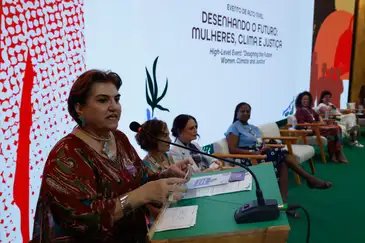 Tânia Rêgo/Agência Brasil Belém (PA), 19/11/2025 - A ministra das Mulheres, Márcia Lopes, participa do Evento de Alto Nível. Desenhando o futuro: mulheres, clima e justiça, no Pavilhão Brasil, na Blue Zone. Foto: Tânia Rêgo/Agência Brasil