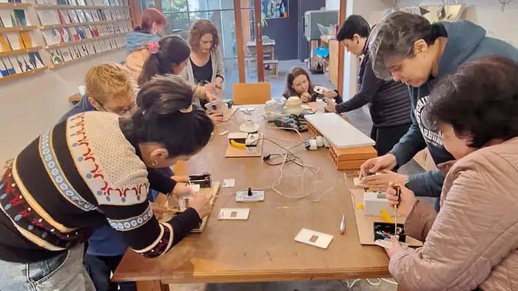 Rio de Janeiro (RJ), 14/11/2025 – Influenciadora ensina consertos domésticos e discute relações de gênero.
Foto: Jaque Conserta/Arquivo pessoal