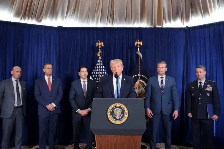 U.S. President Donald Trump holds a press conference as Secretary of Defense Pete Hegseth, U.S. Secretary of State Marco Rubio and General Dan Caine, Chairman of the Joint Chiefs of Staff, look on following a U.S. strike on Venezuela where President Nicolas Maduro and his wife, Cilia Flores, were captured, from Trump's Mar-a-Lago club in Palm Beach, Florida, U.S., January 3, 2026. REUTERS/Jonathan Ernst