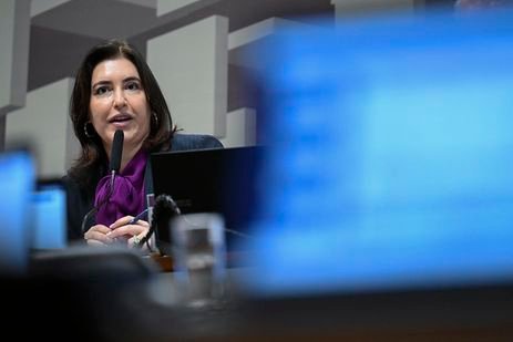 Brasília (DF), 19/08/2025 - Comissão de Assuntos Econômicos
Comissão de Assuntos Econômicos (CAE) promove audiência pública interativa, com a ministra do Planejamento e Orçamento, para que sejam prestadas informações sobre a avaliação da Pasta quanto à eficiência dos subsídios tributários, financeiros e creditícios concedidos pela União; e o cumprimento do disposto no Art. 4º da Emenda Constitucional nº 109, de 2021, que determina ao Governo a apresentação de plano de redução gradual de incentivos e benefícios federais de natureza tributária, até o nível de 2% do PIB.

Mesa:
ministra de Estado do Planejamento e Orçamento, Simone Tebet.
Foto: Andressa Anholete/Agência Senado