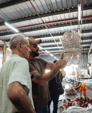 Wagner Rodrigues/Divulgação Imperatriz Rio de janeiro (RJ), 19/01/2026 - Ney Matogrosso em visita ao barracão da Imperatriz Leopoldinense. Foto: Wagner Rodrigues/Divulgação Imperatriz