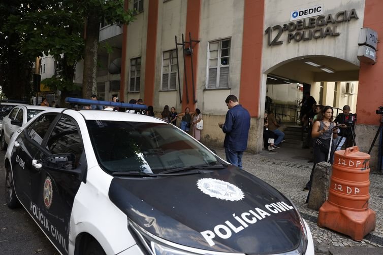 Rio de Janeiro (RJ), 03/03/2026 – A 12ª Delegacia Policial investiga casos de estupro coletivo de uma adolescente ocorrido em Copacabana. Foto: Fernando Frazão/Agência Brasil