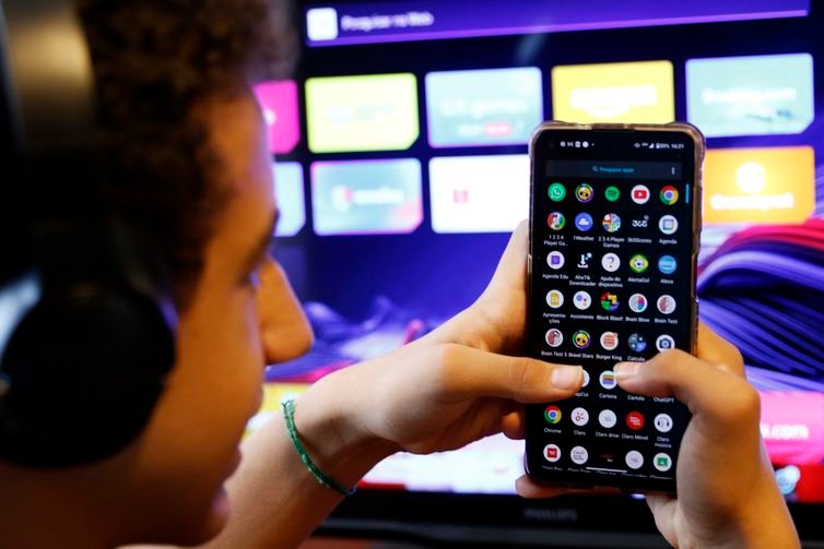 Bruno Peres/Agência Brasil Brasília (DF), 27/01/2025 - Crianças com perfil aberto em redes sociais. Ian Fernandes de Alencar. Foto: Bruno Peres/Agência Brasil