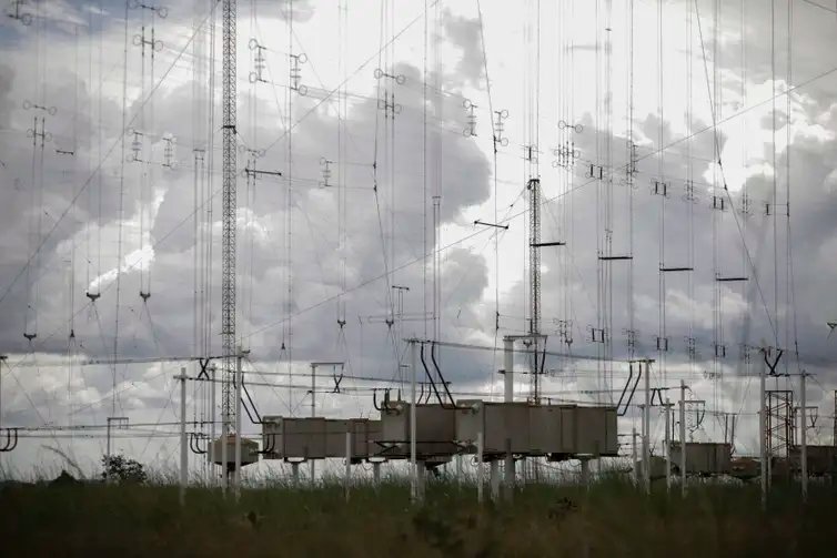 Joédson Alves/Agência Brasil Brasília (DF) 29/02/2024 – O Parque do Rodeador, que é o complexo de transmissão em ondas curtas da Rádio Nacional da Amazônia, celebra 50 anos em março deste ano. Para marcar a data, a Sociedade Brasileira de Estudos Interdisciplinares da Comunicação (Intercom) e a Empresa Brasil de Comunicação (EBC) vão promover duas lives para contar um pouco da história de um dos maiores parques transmissores de rádio da América Latina, em ondas médias e curtas.
Foto: Joédson Alves/Agência Brasil