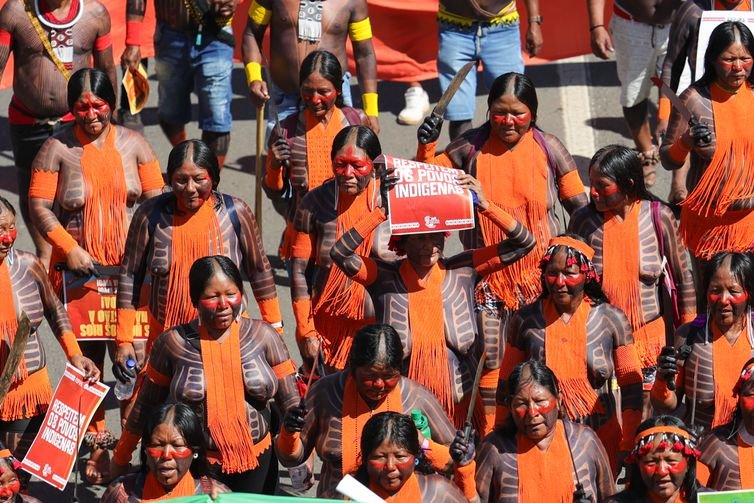 Fabio Rodrigues-Pozzebom/ Agência Brasil Brasília (DF) 07/04/2026 - Indígenas de todo o país realizam marcha em Brasília em defesa de seus direitos Foto: Fabio Rodrigues-Pozzebom/ Agência Brasil