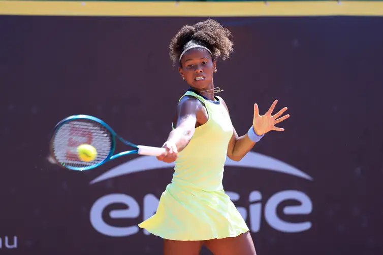 Victória Barros - Banana Bowl 2026 - tênis