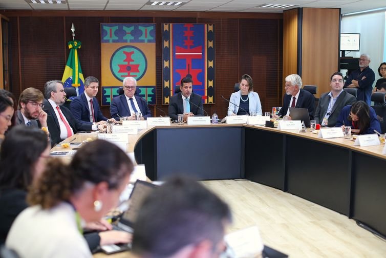 20-05-2026 - O ministro da Educação, Leonardo Barchini, durante apresentação dos resultados da PND e Enade das 
Licenciaturas de 2025. Foto: Fábio Nakakura/Ministério da Educação