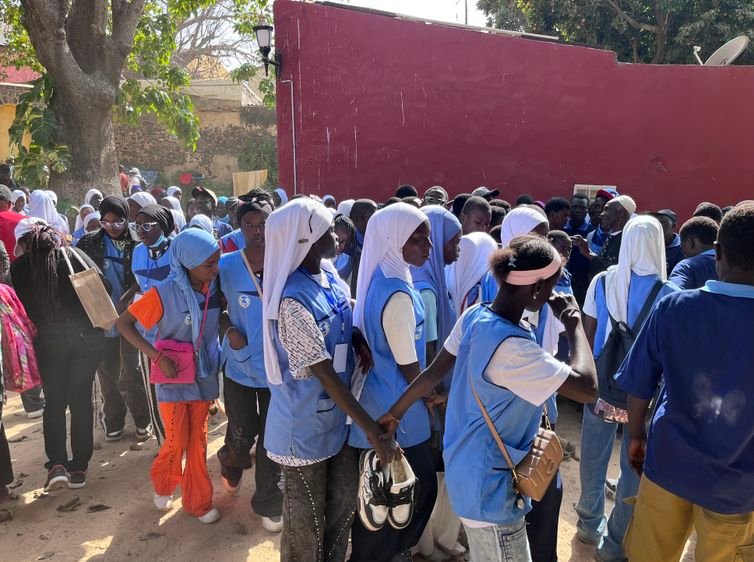 Estudantes visitam Ilha de Gorée. Foto: Bruno de Freitas Moura/Agência Brasil