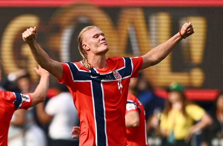 REUTERS/Dylan Martinez/Proibida reprodução Soccer Football - FIFA World Cup 2026 - Round of 16 - Brazil v Norway - New York New Jersey Stadium, East Rutherford, New Jersey, U.S. - July 5, 2026
Norway's Erling Haaland celebrates scoring their second goal REUTERS/Dylan Martinez