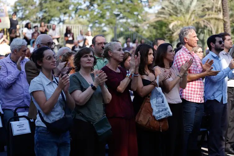 Fernando Frazão/Agência Brasil Rio de Janeiro (RJ), 05/08/2026 – A Fundação Oswaldo Cruz (Fiocruz) reúne familiares e outorga o título de pesquisador emérito aos cientistas cassados no episódio Massacre de Manguinhos, em 1970, na ditadura militar. Foto: Fernando Frazão/Agência Brasil