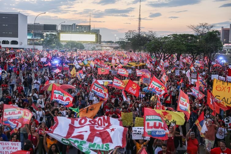 Brasília (DF), 13/10/2026 – Ato em apoio à candidatura de reeleição, Luiz Inácio Lula da Silva à Presidência da República, no Museu da República, em Brasília. 
Foto: Walter Campanato/Agência Brasil.