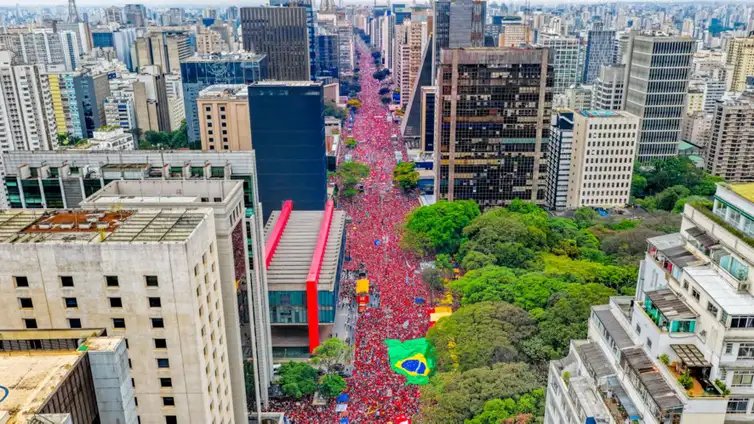 11.10.2026 -  Presidente da República, Luiz Inácio Lula da Silva, durante ato ”Lula em São Paulo, O Brasil Pronto Pra Mais” na Avenida Paulista, em São Paulo - SP. 
Foto: Ricardo Stuckert