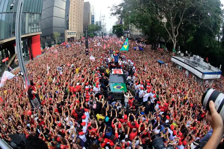 São Paulo (SP), 24/10/2026 - Presidente Lula encerra campanha das  Eleições 2026 com caminhada na avenida Paulista. Foto: Paulo Pinto/Agencia Brasil
